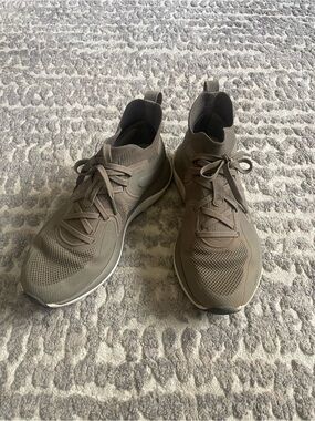 lululemon athletica Women's Olive Taupe Knit Running Sneakers